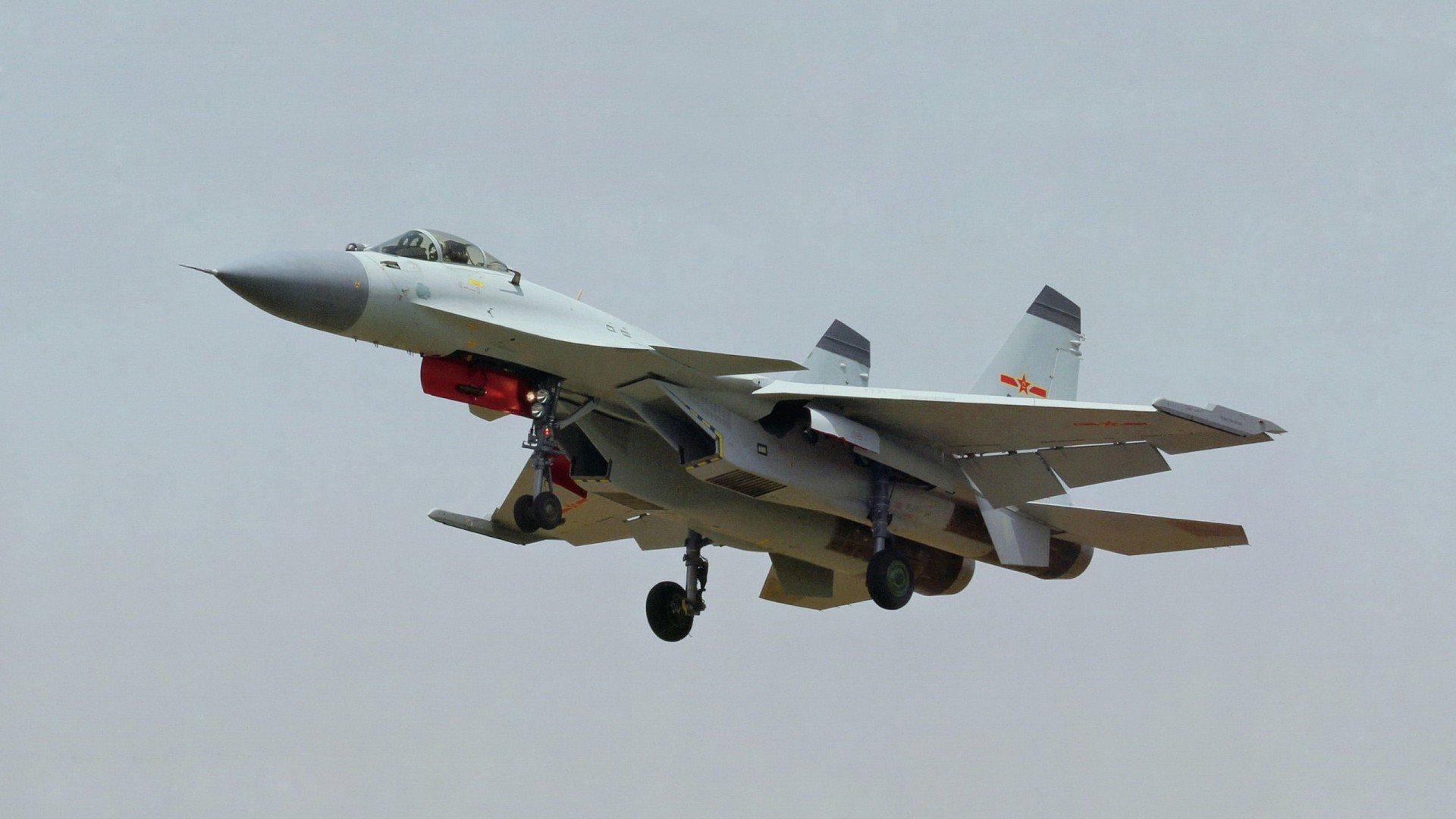 爱游戏下载-伊朗队前锋苏亚雷斯在巴黎奥运会上表现出色，苏亚雷斯转会巴黎